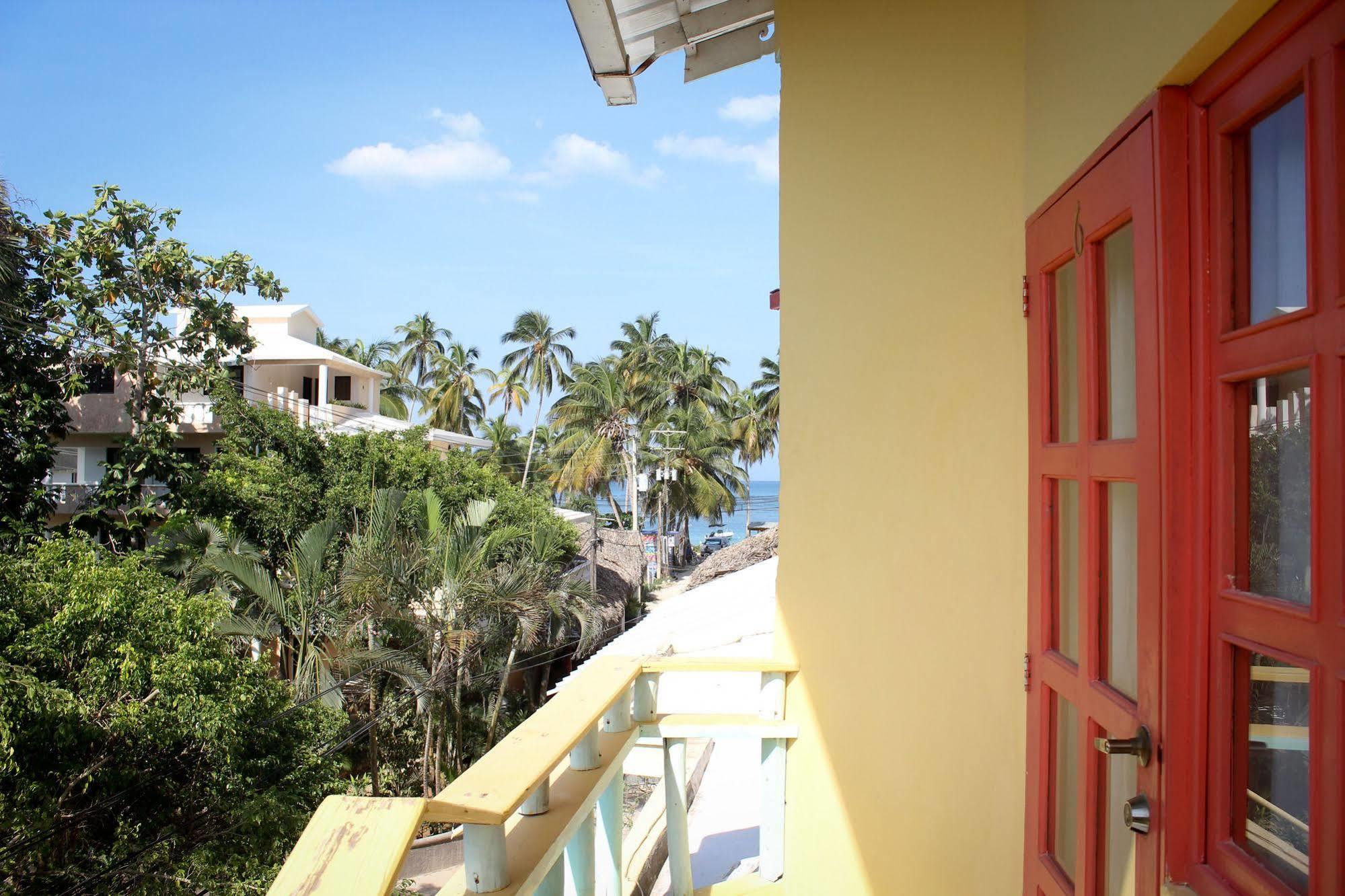 Casa Delfin Guest House Las Terrenas Exterior foto