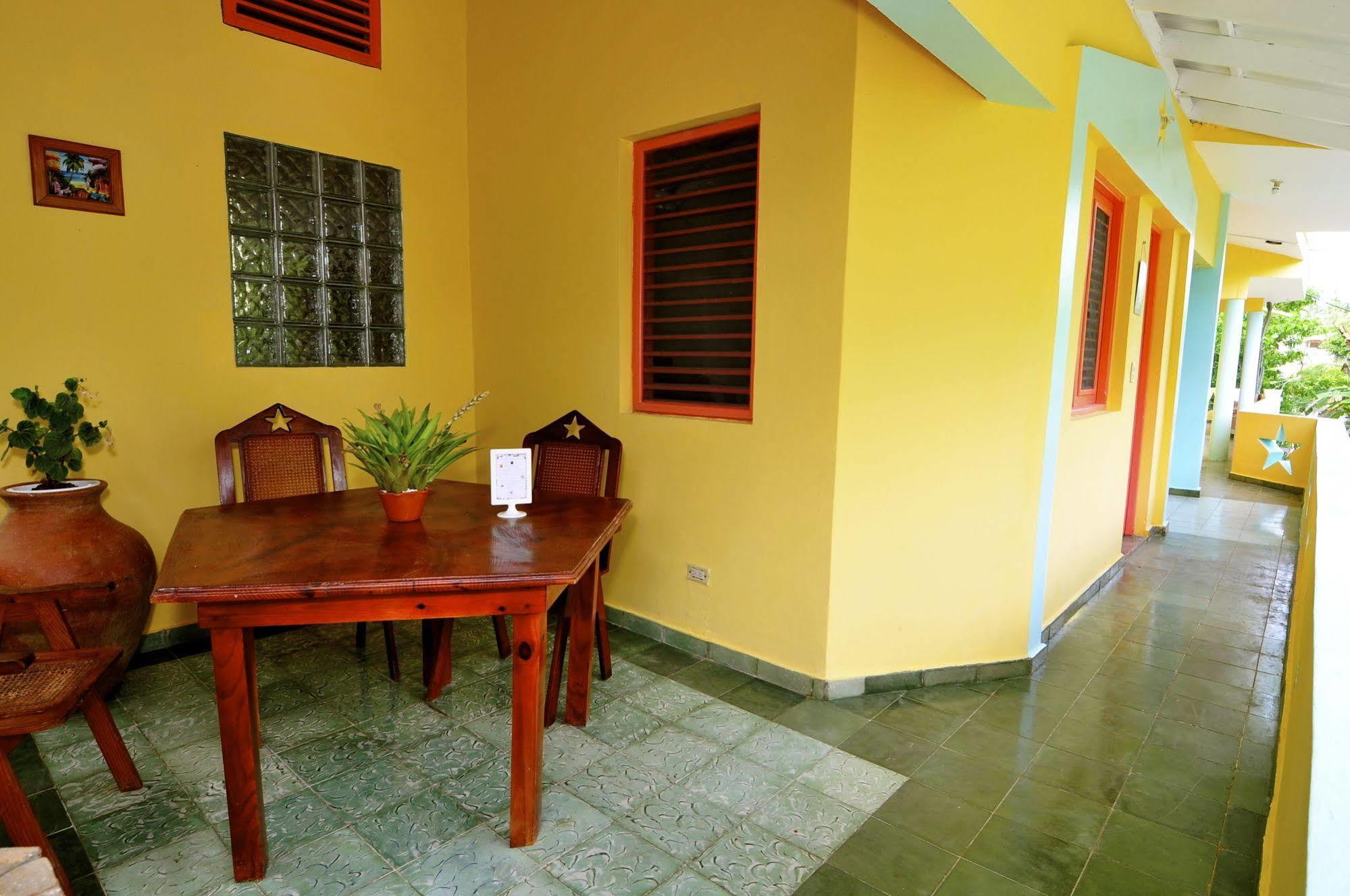Casa Delfin Guest House Las Terrenas Exterior foto